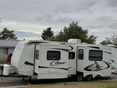 2011 Keystone Cougar