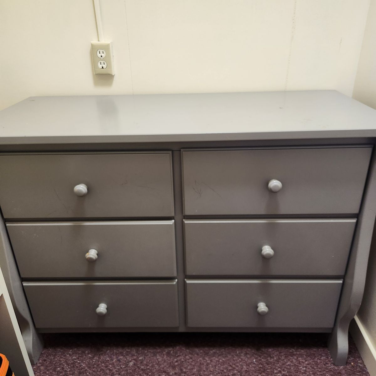 Dresser