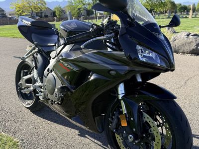 Immaculate 2007 CBR1000RR low miles. CBR 1000 RR 1000RR