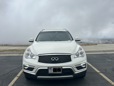 2017 Infiniti QX50 Luxe