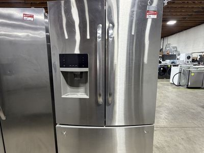 GREAT FOR GARAGE! FRIGIDAIRE FRENCH DOOR FRIDGE