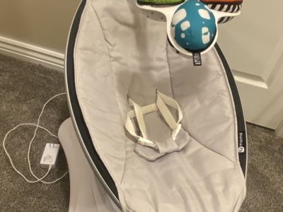 4moms mamaroo infant baby swing seat with power adapter and mobile
