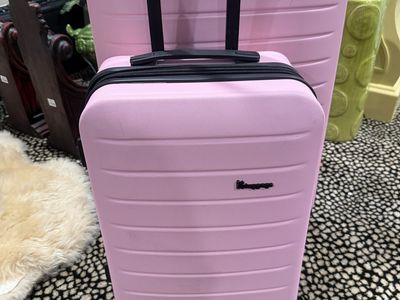 IT Luggage 2-Piece Pink Hardshell Spinner Suitcase Set