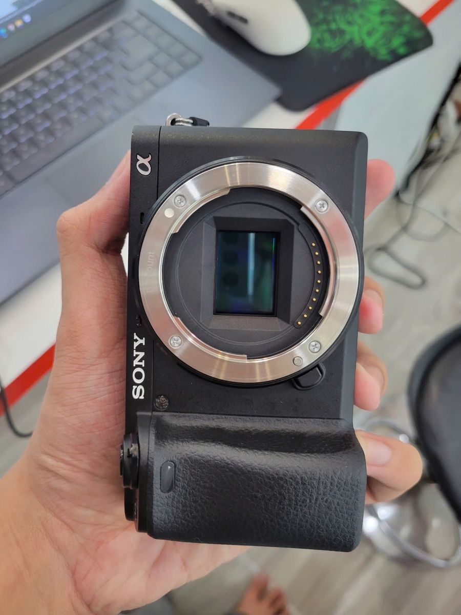 A6400+ kit 16-50mm like new