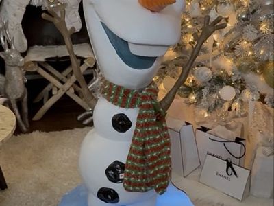 5ft Animated Disney Olaf
