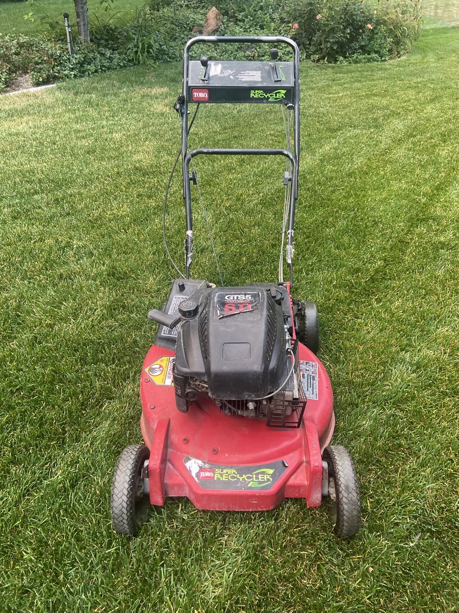 TORO 6HP Self Propelled lawnmower w/bag