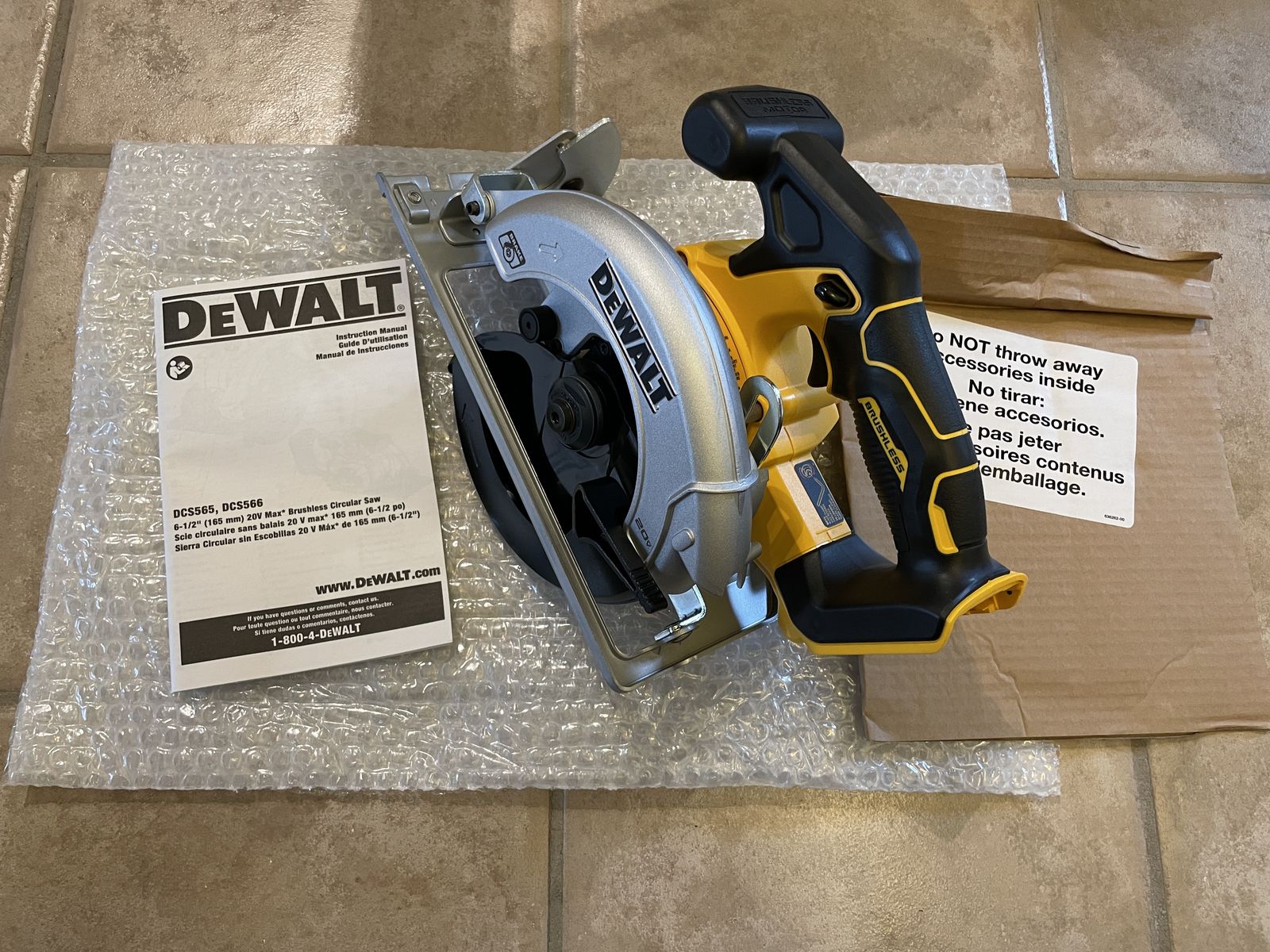 Brand new Dewalt 20V Circular saw, tool only