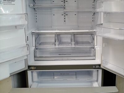 Counter Depth French Door~90 Day Guarantee~Water and Ice