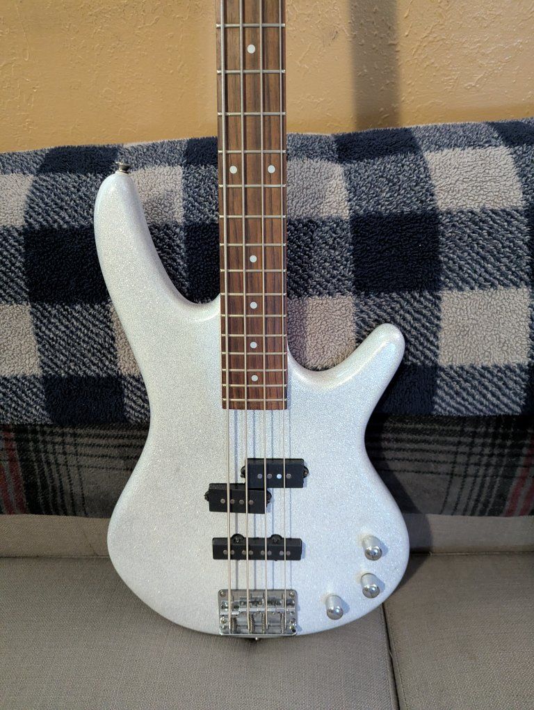 Ibanez bass