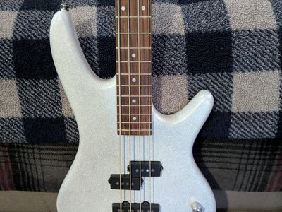 Ibanez bass