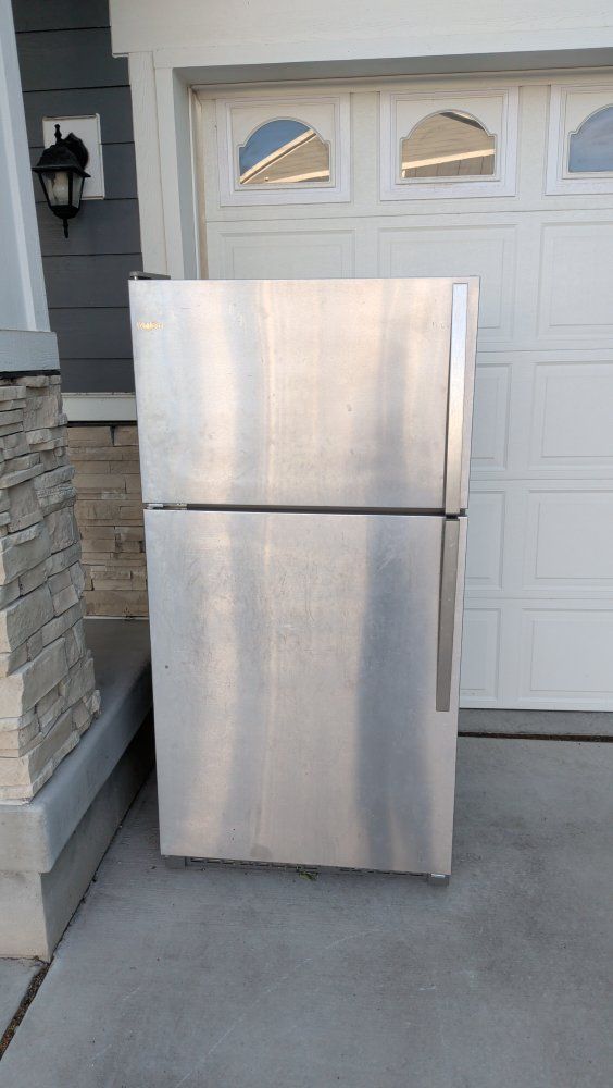 whirlpool fridge