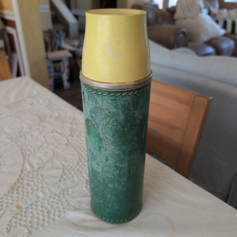 Thermos American Thermos Bottle Co. water bottle