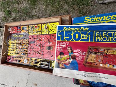 Vintage Radio Shack Science Fair 150-in-1 Electronic Project Kit 28-248 educational learning