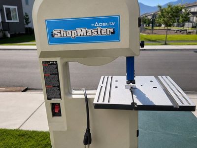 Delta ShopMaster 9" Band Saw with Stand - Model 28-150 - Good Condition