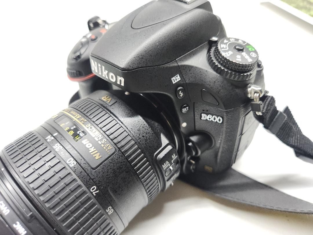 Nikon D600 with 24-85mm 3.5-4.5G VR Lens