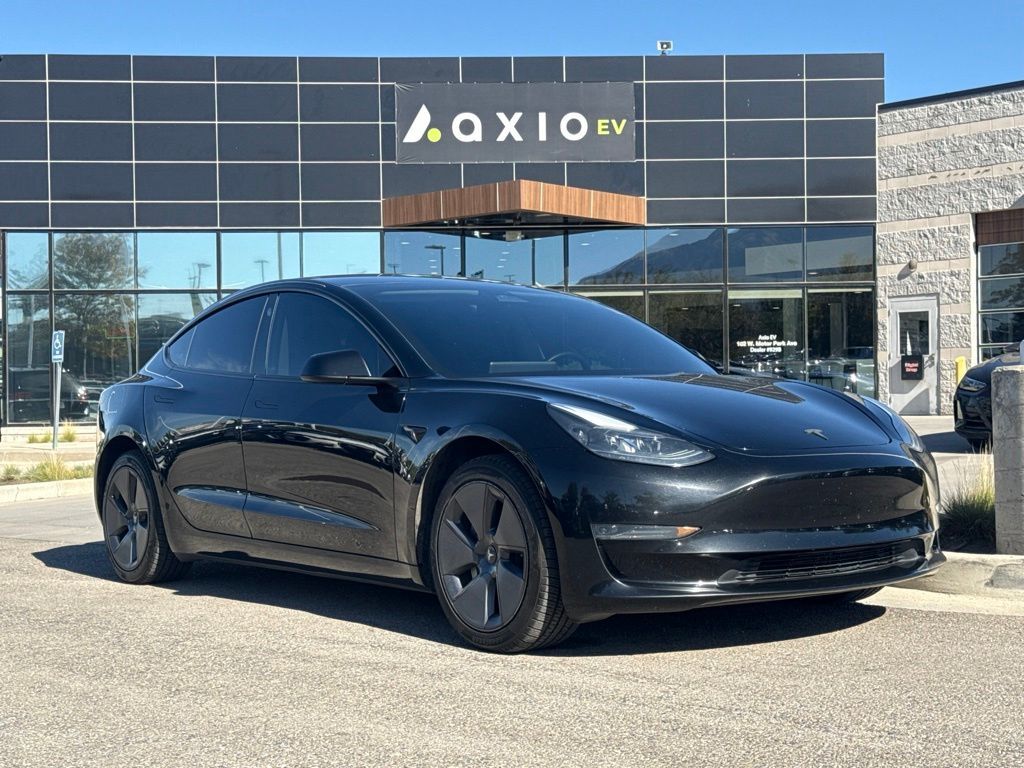 2023 Tesla Model 3 Base