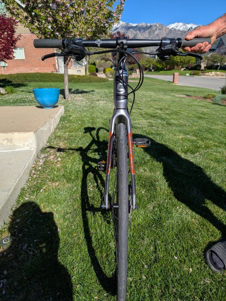 Cannondale Road Bike