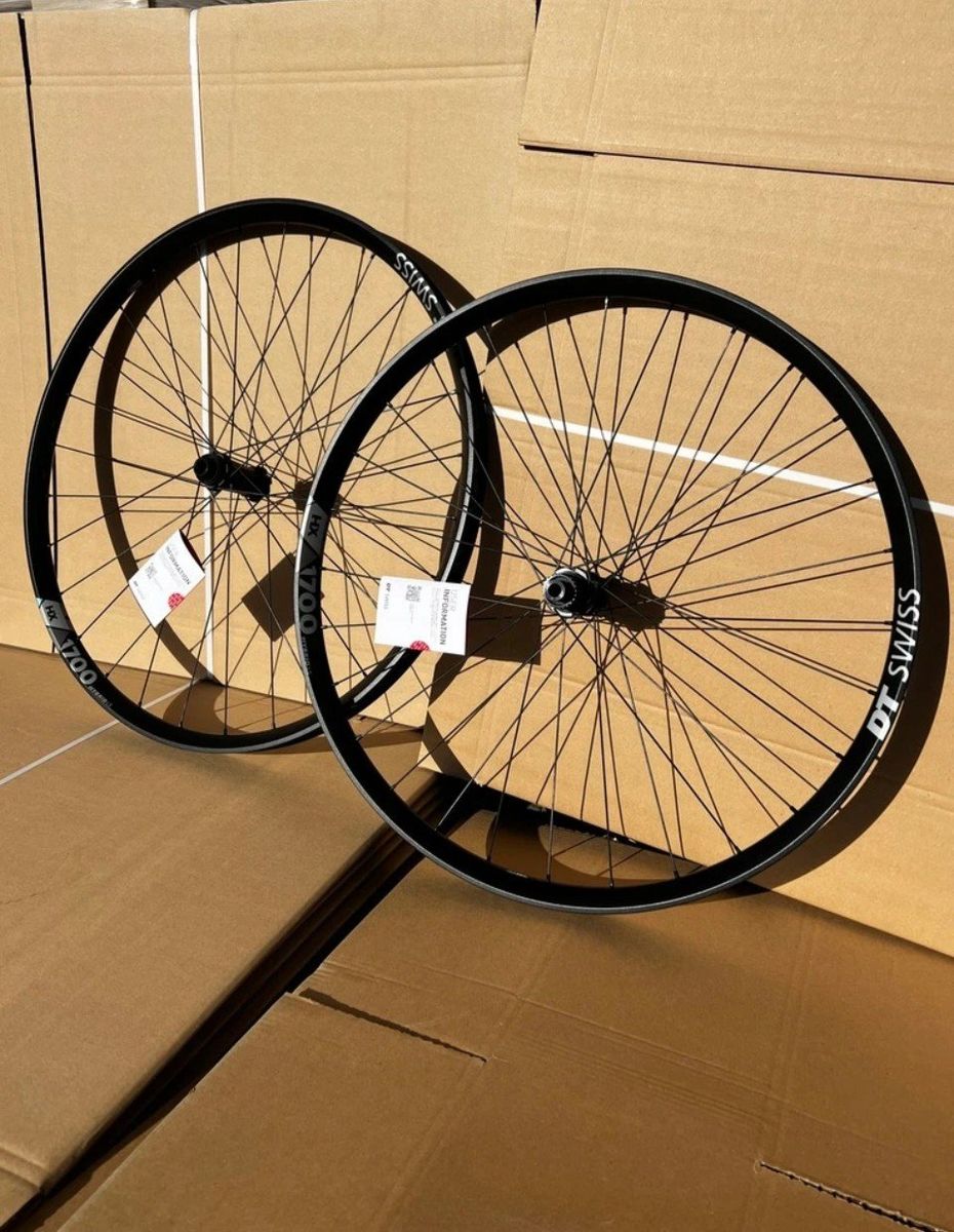DT Swiss HX1700 Mullet Wheels Shimano Microspline