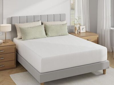 NEW - PREMIUM 12 KING GEL MEMORY FOAM MATTRESS