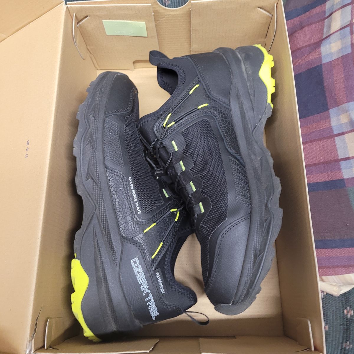 Ozark Trail Men's Rock Plate Waterproof Hiking Shoes - Black/Yellow, Size 11