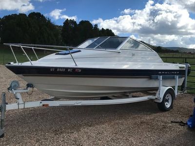 1996 18ft Bayliner Boat