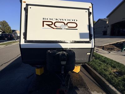 Rockwood Roo 233S