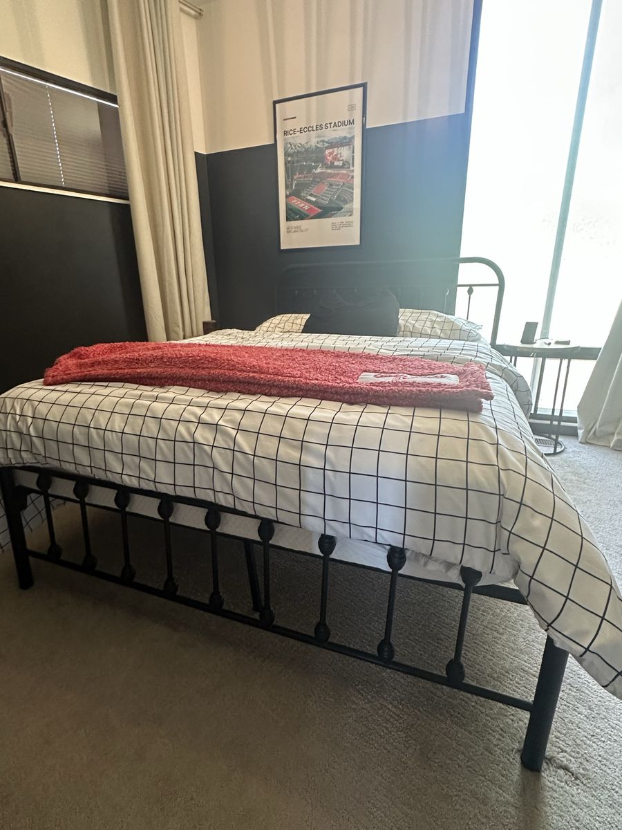 Black Metal Queen Size Bed Frame - Classic Design