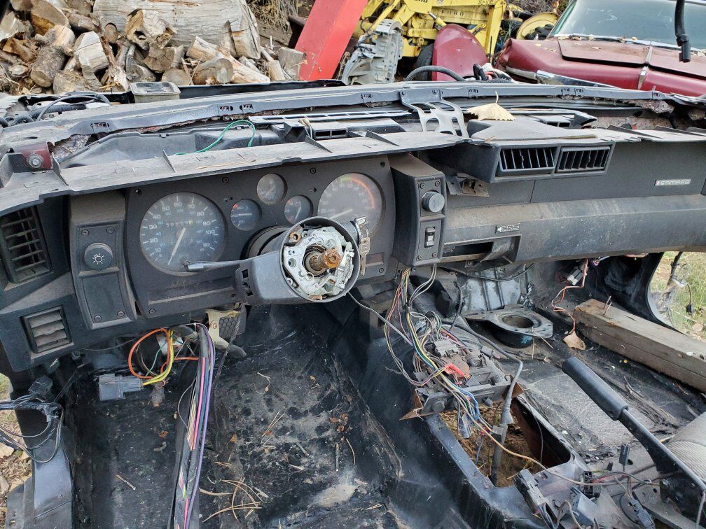 1989 Camaro dash