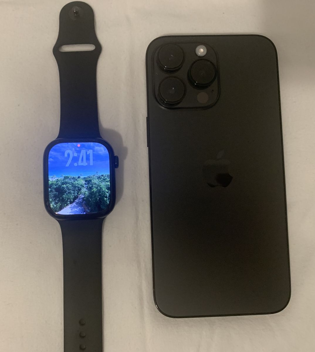 iPhone 14 Pro Max 1TB + Apple Watch Series 10 LTE