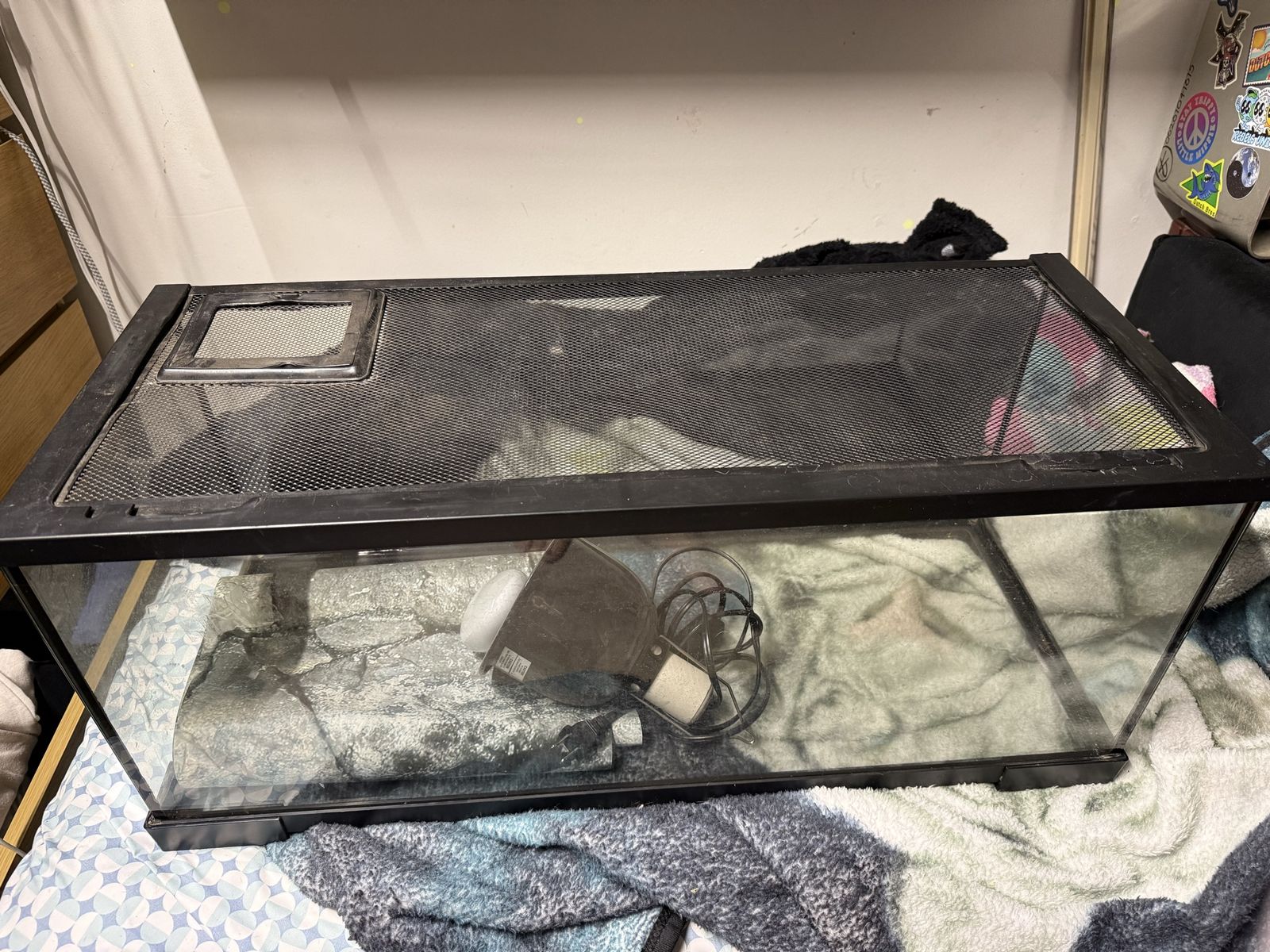 20 gal reptile tank with light 