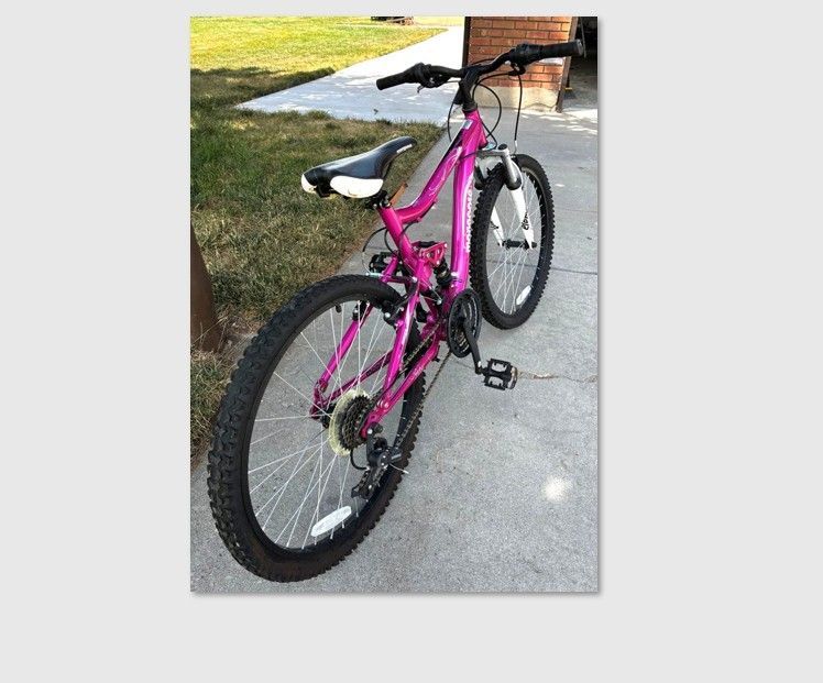 Mongoose Ledge 2.1 24” Girls Mountain Bike – 21 Speed, Full Suspension  Description PRICE REDUCED