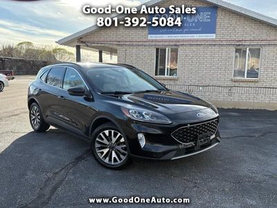 2020 FORD ESCAPE Titanium