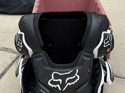 Fox Raptor Roost Guard Vest w/ Bicep and Rib Guard
