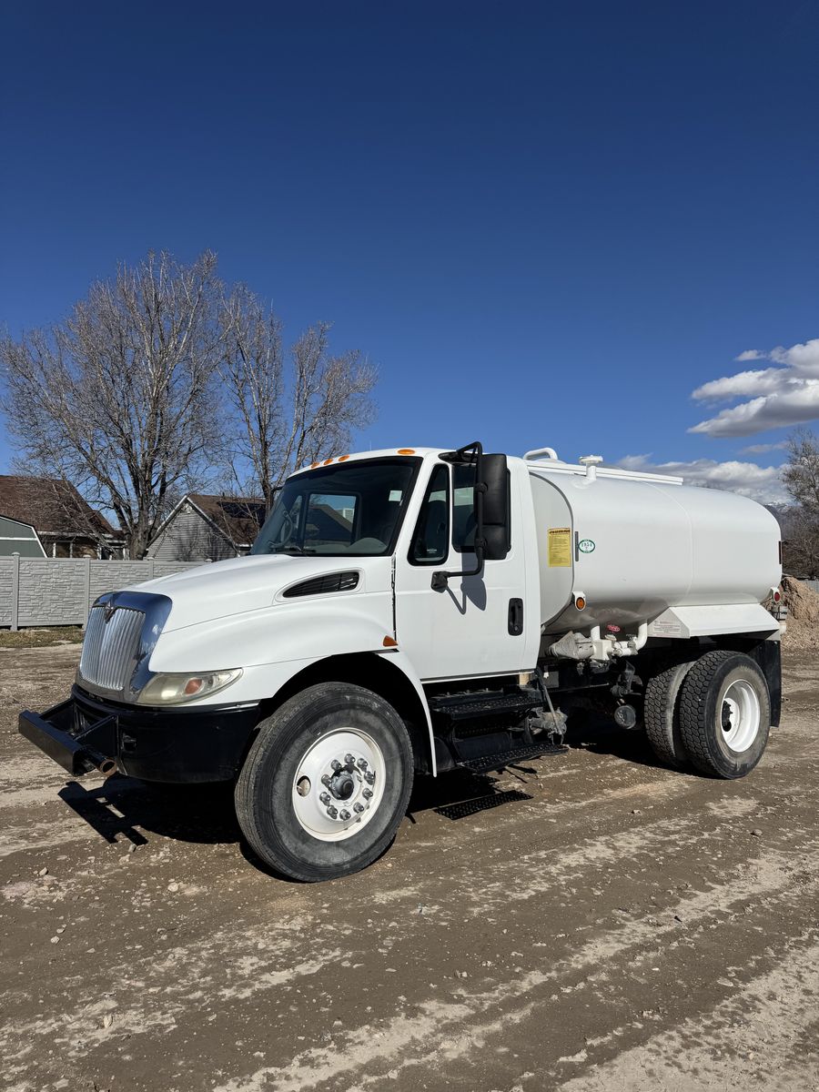2003 International 2k Water Truck
