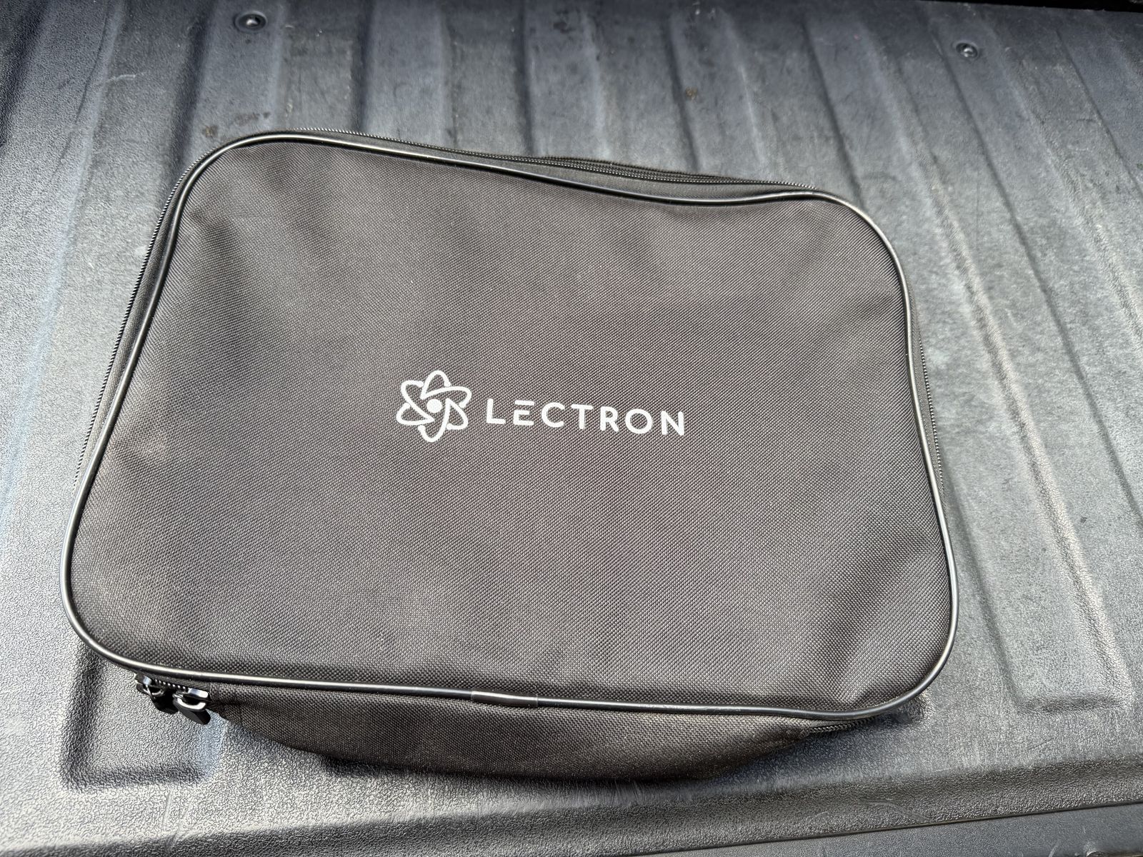 Lectron tesla charger