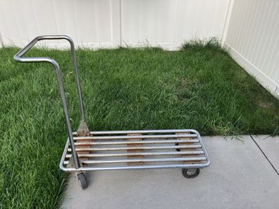 Heavy duty metal cart