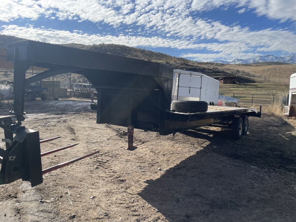 Gooseneck Trailer