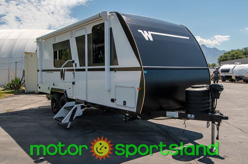 2027 Winnebago Micro Minnie 2200FBH