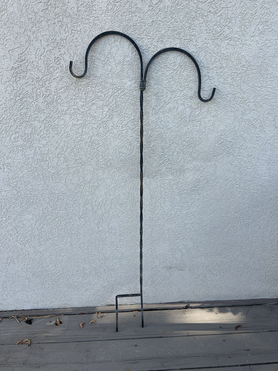 Flower hangers