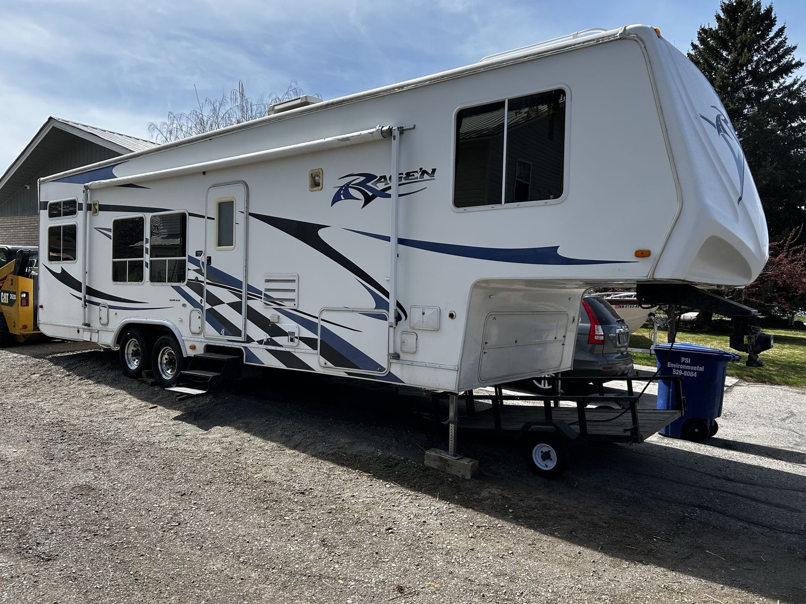2007 Rage’n Falcon 34-05 Toy Hauler