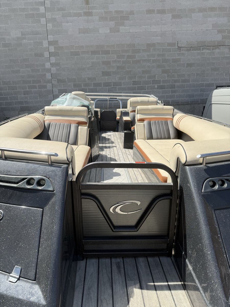 2016 Crest Savannah 250 NX SLR2. Price reduced!