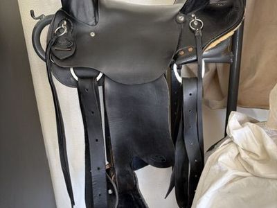 Crest Ridge Saddlery Custom Trail Saddle