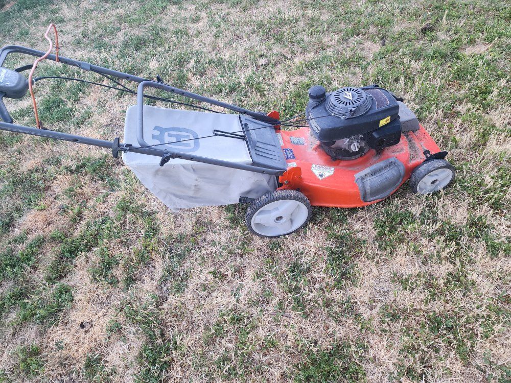 Husqvarna Push Mower - Gas Powered Walk-Behind Lawn Mower with Grass Catcher Self Propelled