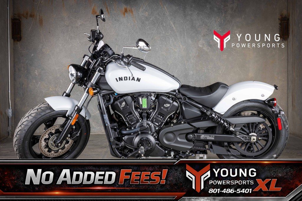 2025 Indian Motorcycle® Scout® Sixty Bobber Limited Ghost White Metallic Smoke