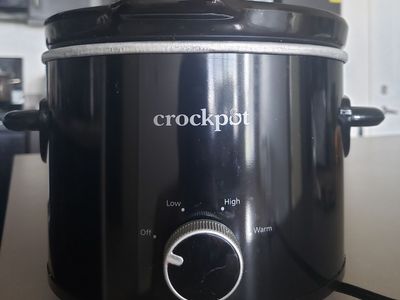 Crock-Pot Classic 2-Quart Round Slow Cooker Black