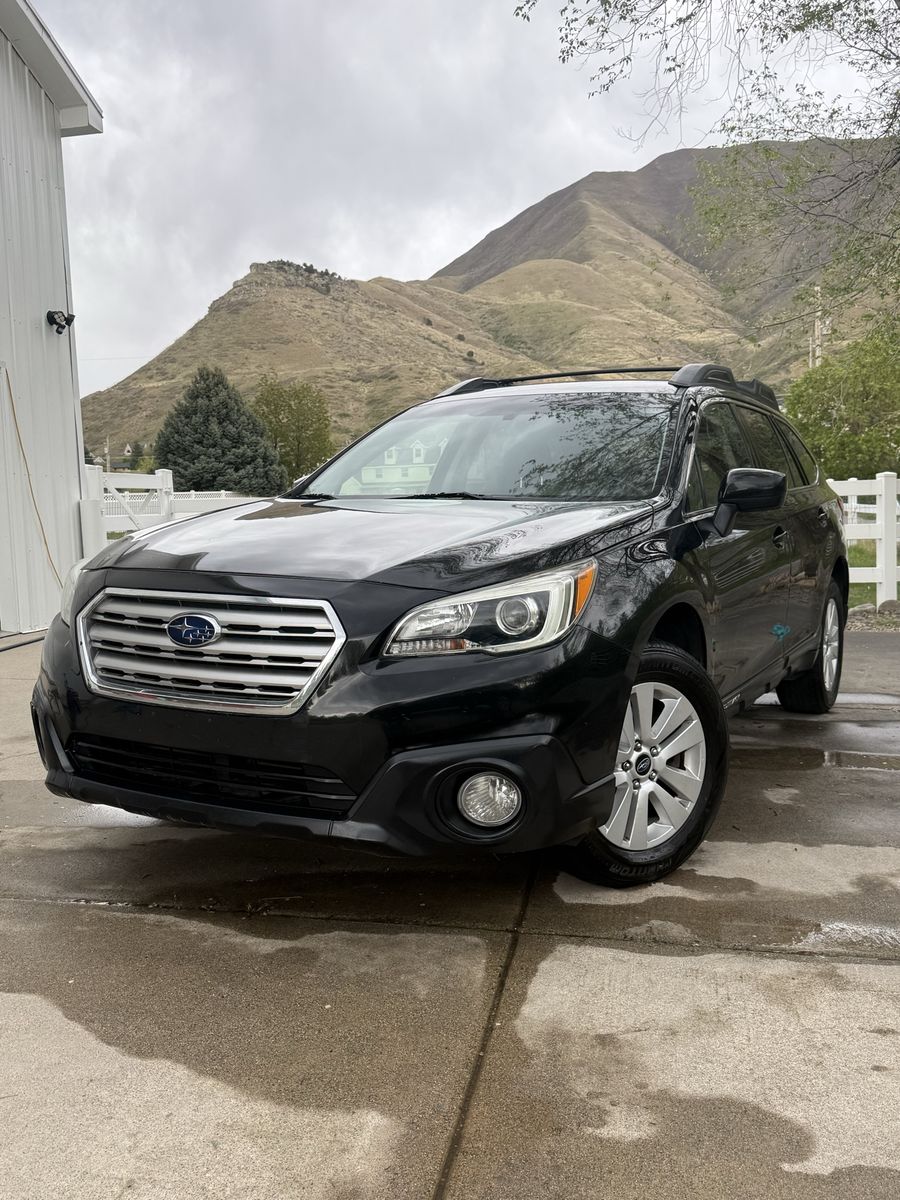 2017 SUBARU OUTBACK 2.5i Premium