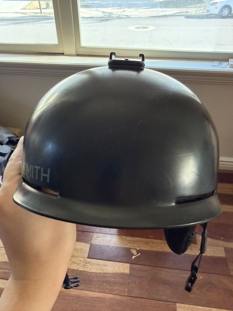 XL Smith Ski&Snowboard Helmet With Gopro Mount