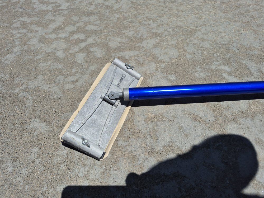 Kobalt Drywall Pole Sander with Blue Extension Handle