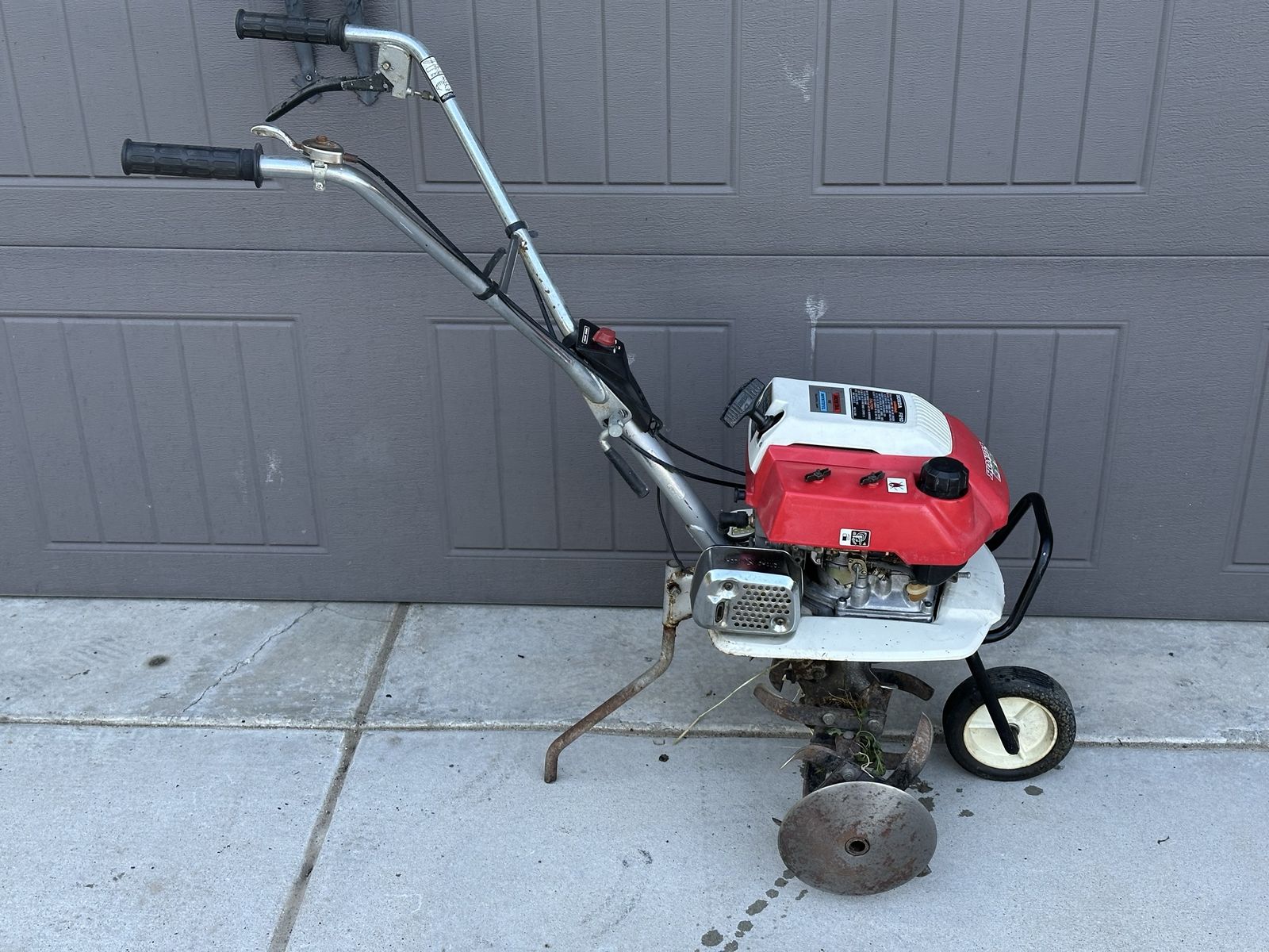 Honda F210 Tiller