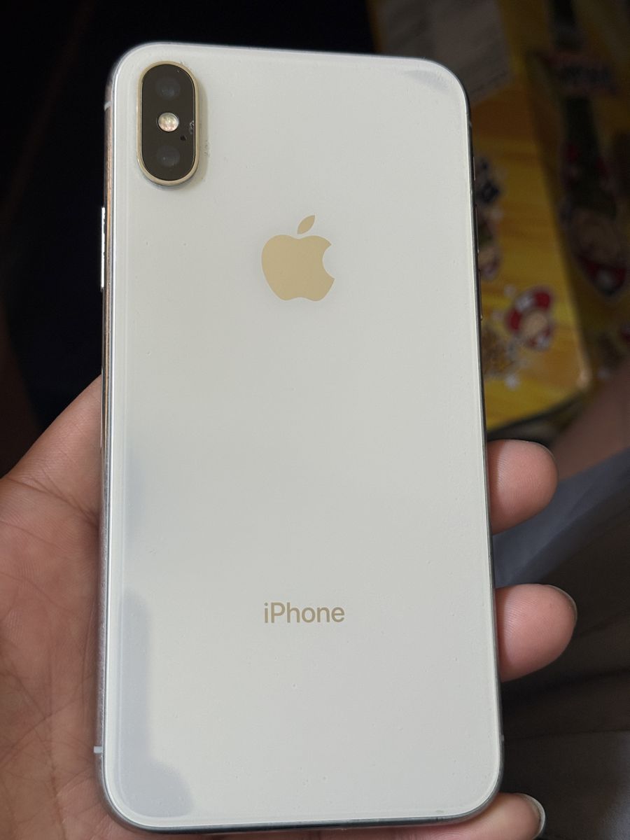 Apple iPhone XS - 64GB - Silver / White - Unlocked